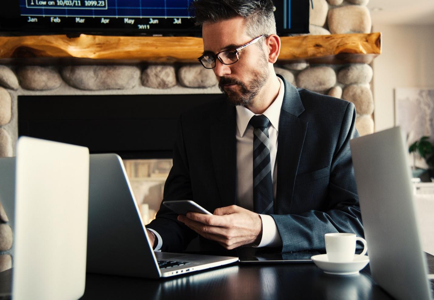 Benefits Consultant