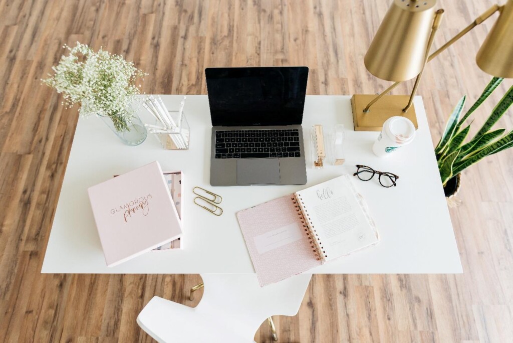 The Benefits of Letting Employees Decorate Their Workspace