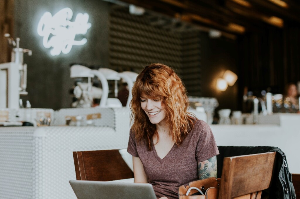 The Ideal (and Only) HR Response to Learning about Employees’ Side Hustles