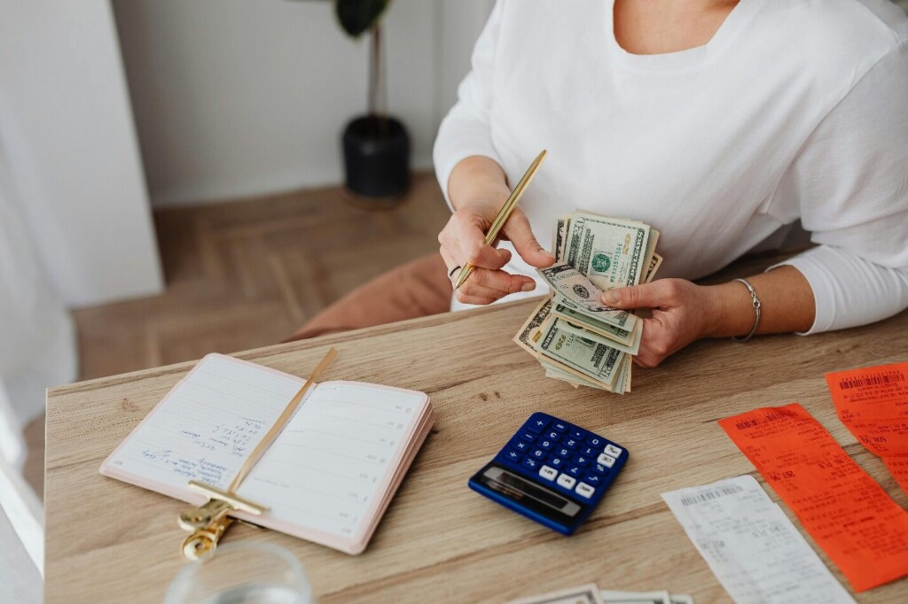 Financial wellness programs for employees