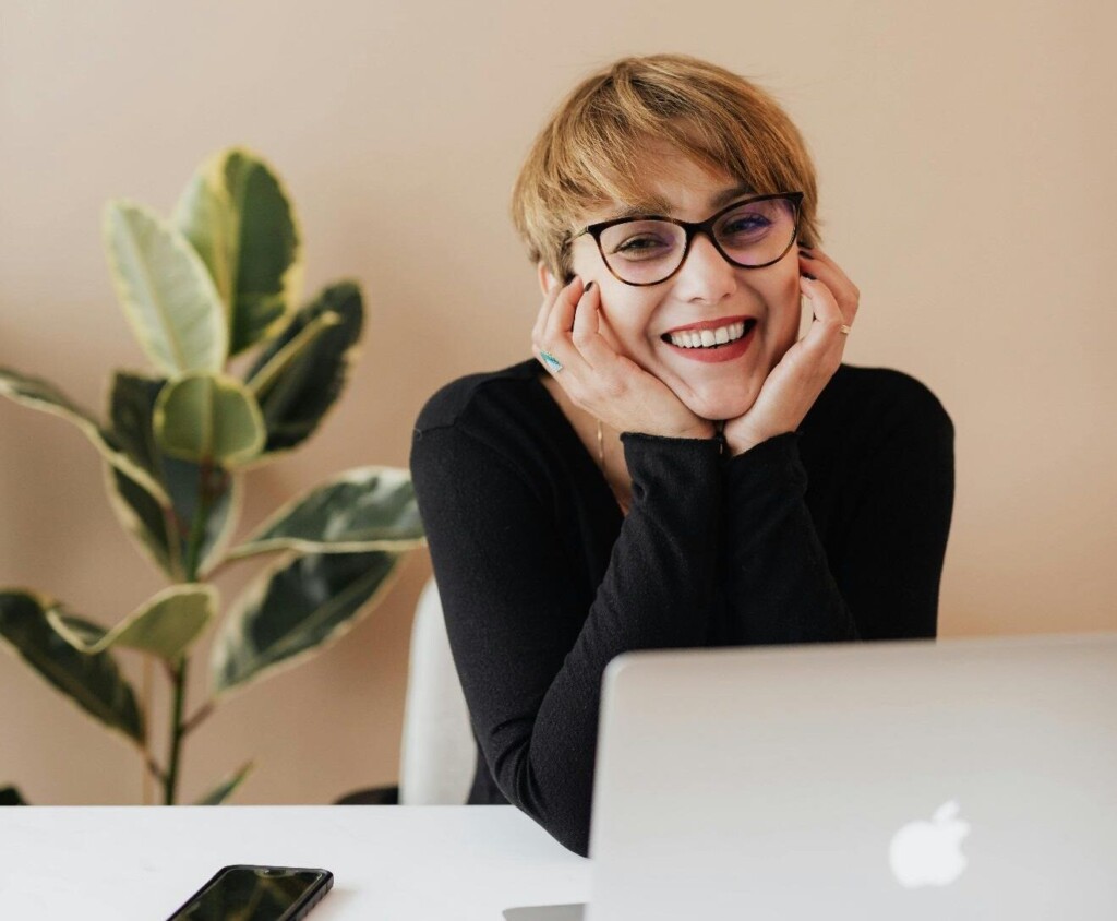 How to understand employee feelings without surveys
