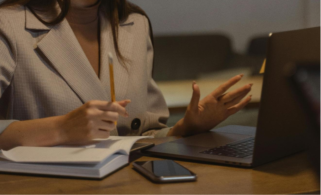 HR strategies to reduce employee turnover